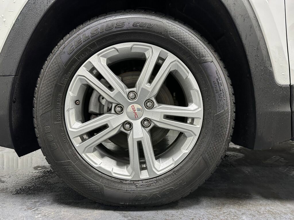 Used 2019 GMC Terrain SLE w/ Driver Convenience Package FWD image 5