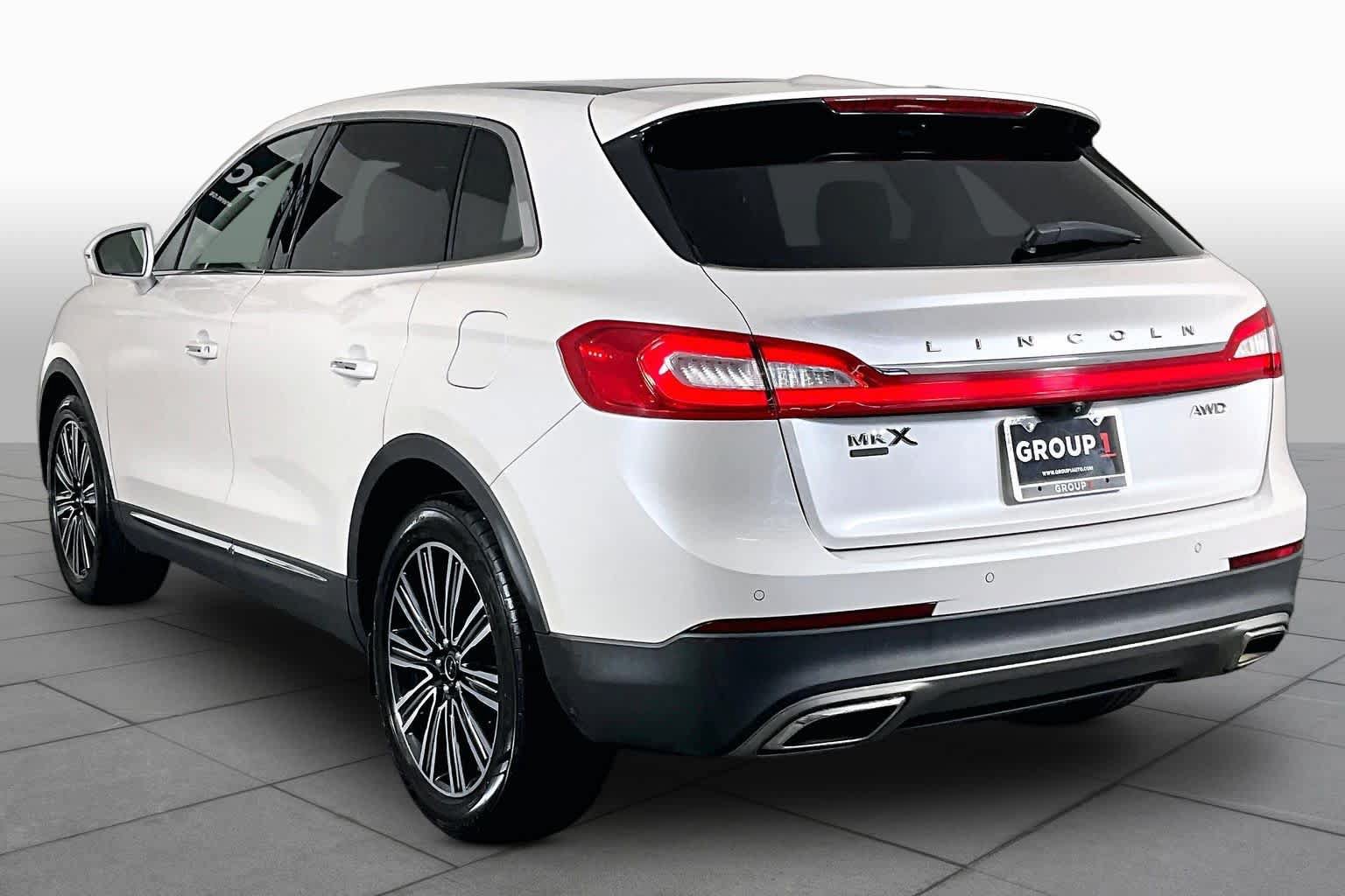 Used 2017 Lincoln MKX Black Label w/ Lincoln MKX Climate Package AWD/4WD image 11
