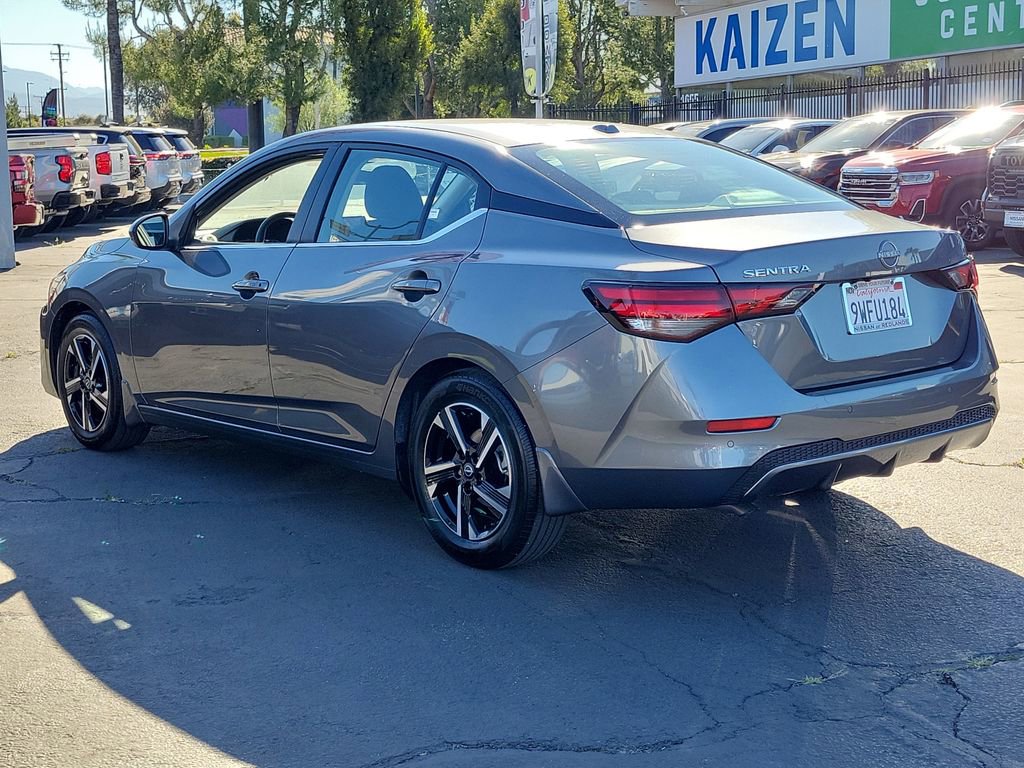 Used 2025 Nissan Sentra SV w/ Trunk Package image 30