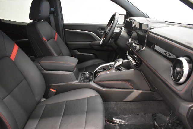 Used 2023 Chevrolet Colorado Z71 w/ Z71 Convenience Package 2 AWD/4WD image 19