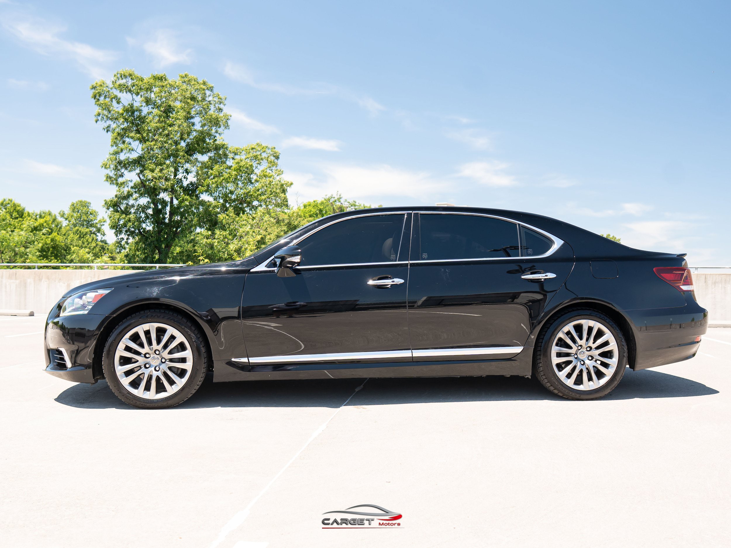 Used 2017 Lexus LS 460 L RWD image 4