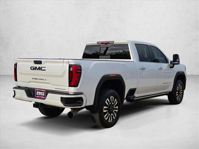 Used 2024 GMC Sierra 2500 Denali Ultimate AWD/4WD image 5