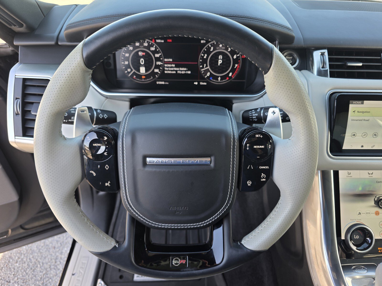 Used 2021 Land Rover Range Rover Sport SVR AWD/4WD image 19