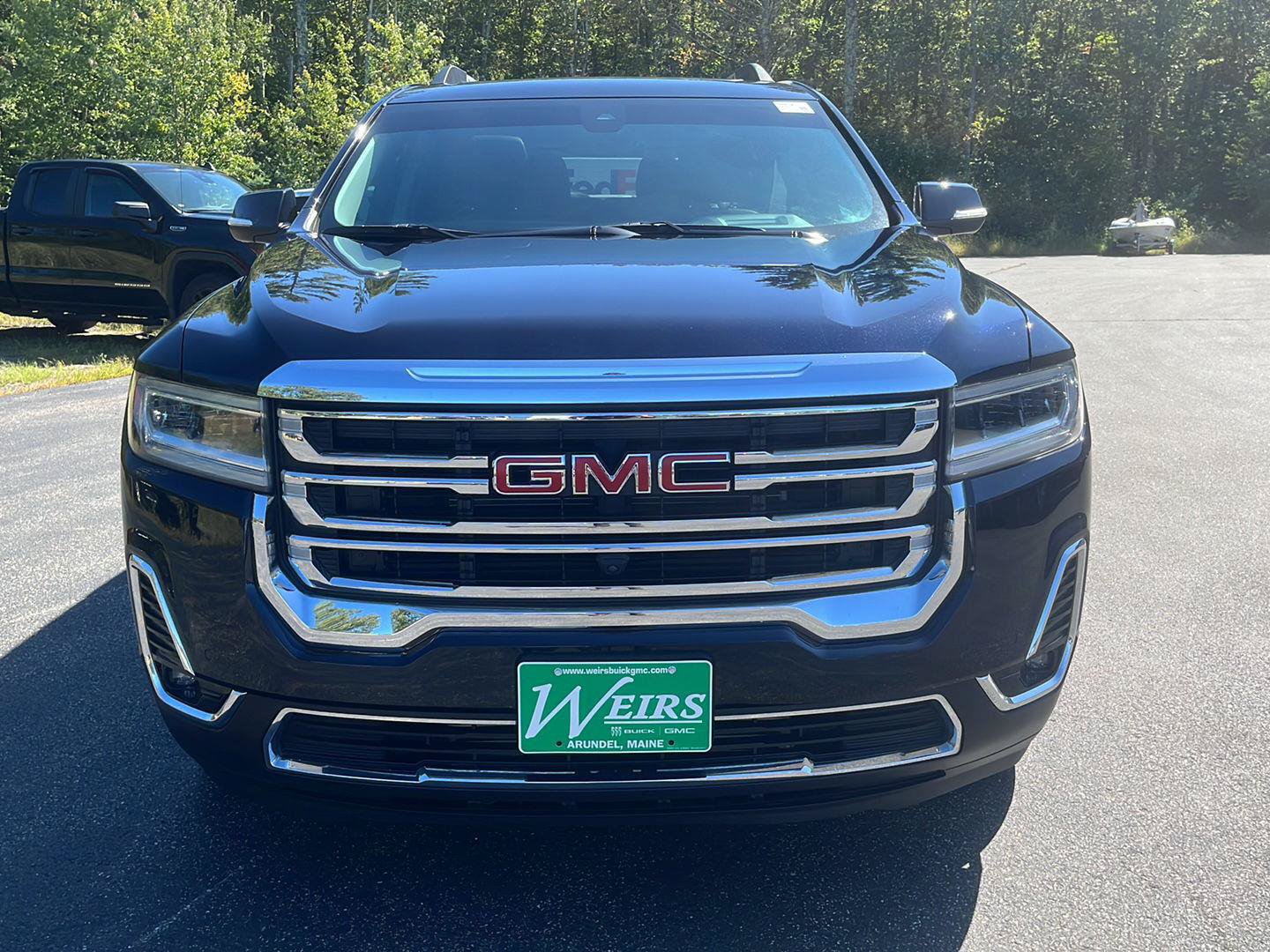 Certified 2021 GMC Acadia SLT w/ Technology Package AWD/4WD image 8
