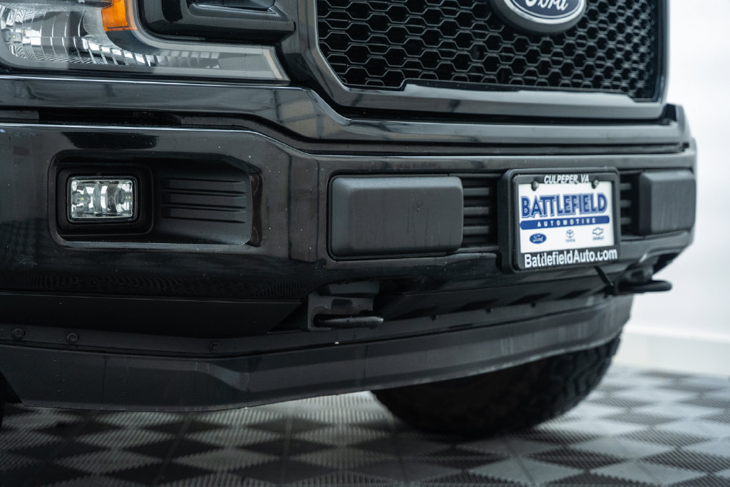 Used 2018 Ford F150 XLT w/ Equipment Group 302A Luxury AWD/4WD image 12