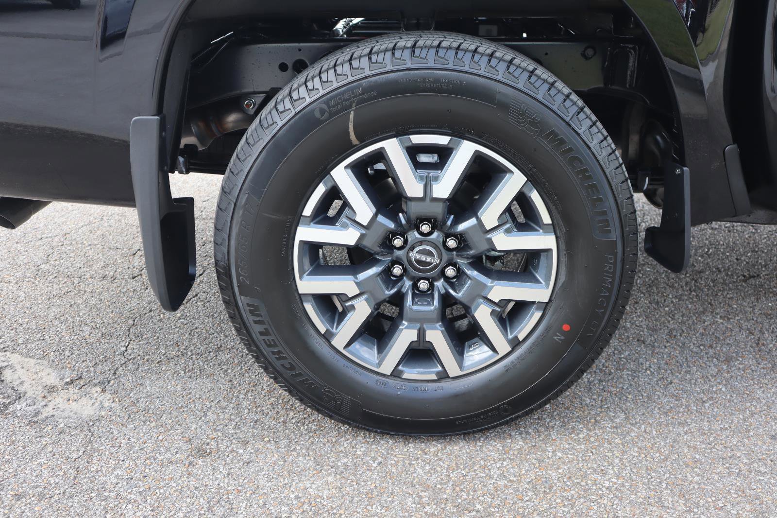 New 2026 Nissan Frontier 4x4 Crew Cab image 13