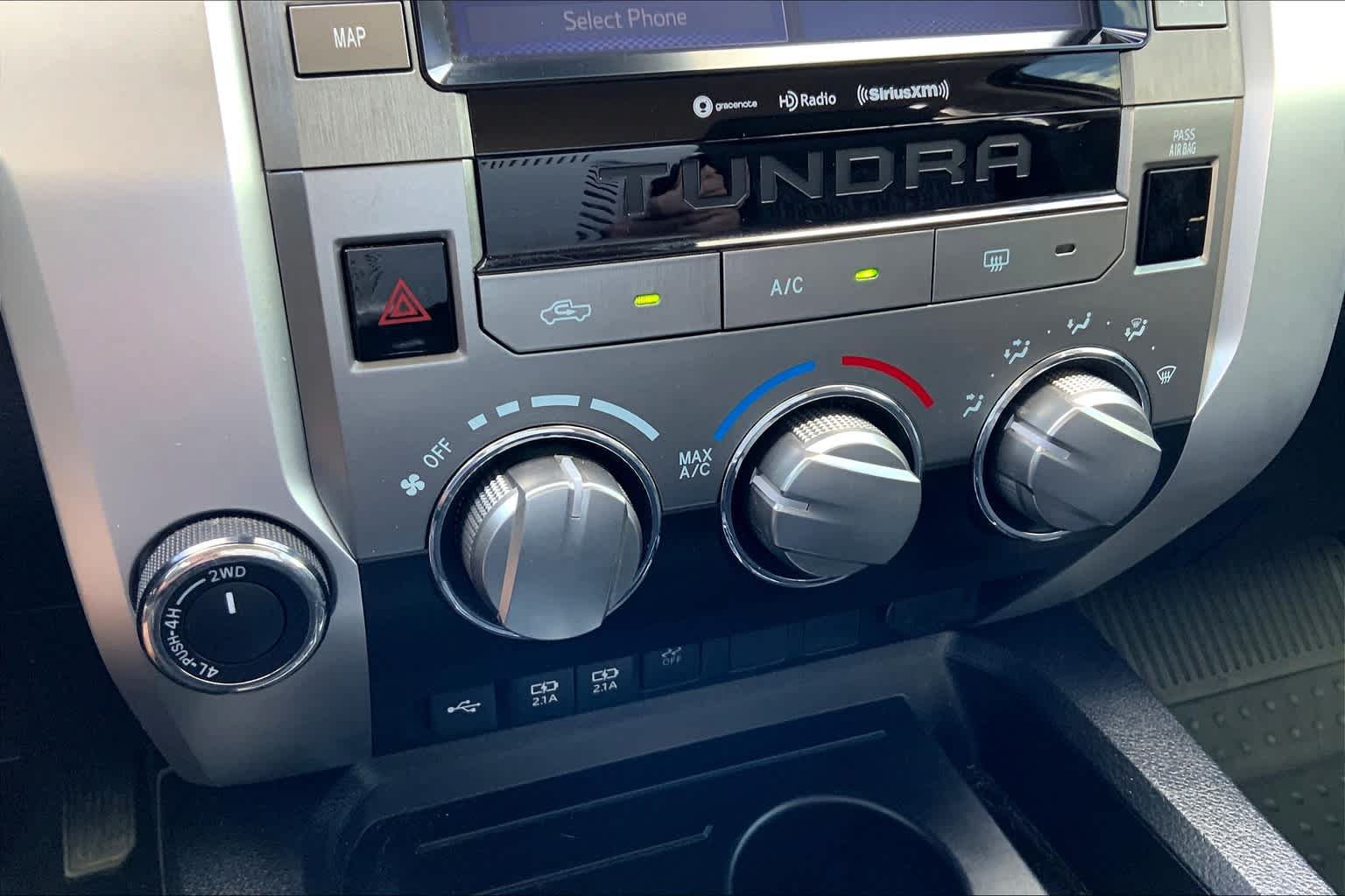 Used 2020 Toyota Tundra SR5 w/ SR5 Upgrade Package AWD/4WD image 33