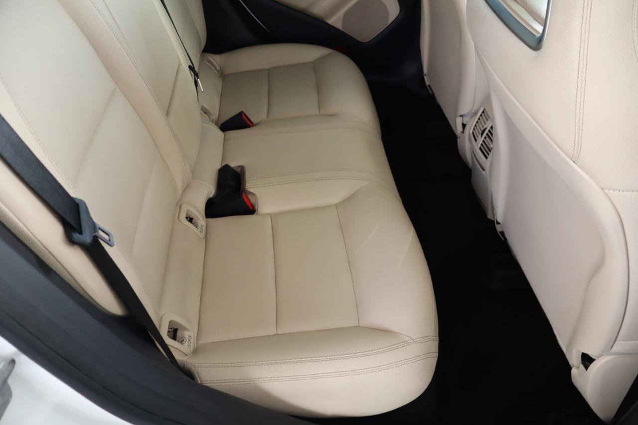 Used 2018 Mercedes-Benz CLA 250 image 35