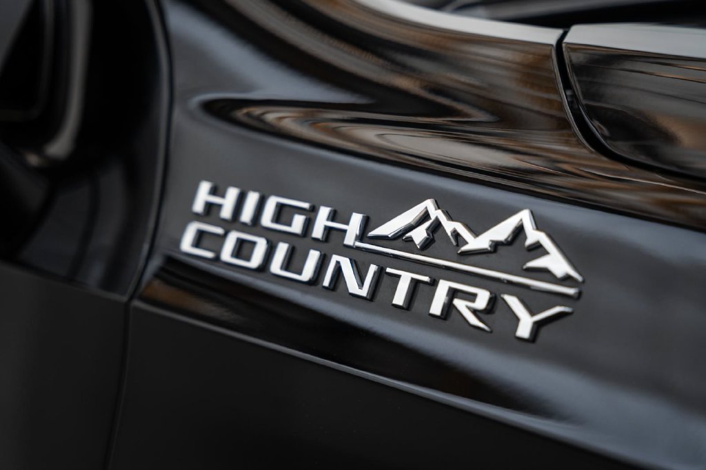 Used 2022 Chevrolet Tahoe High Country AWD/4WD image 17