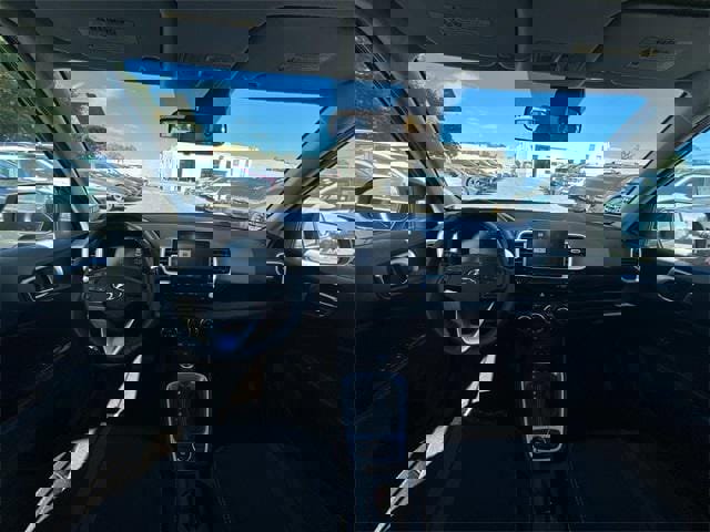 New 2025 Hyundai Venue SEL image 7