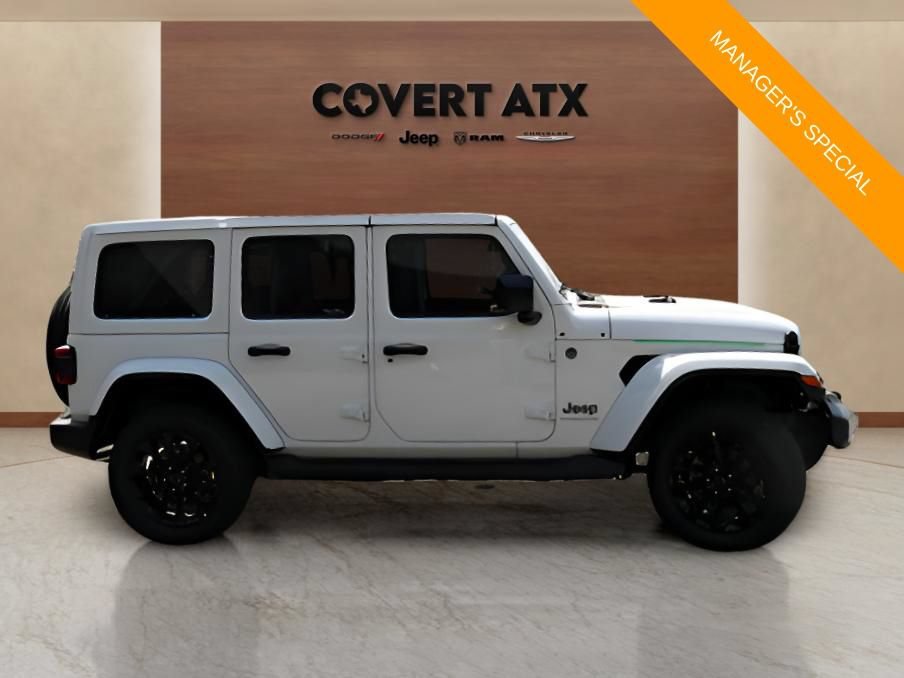New 2025 Jeep Wrangler Unlimited Sahara AWD/4WD image 6