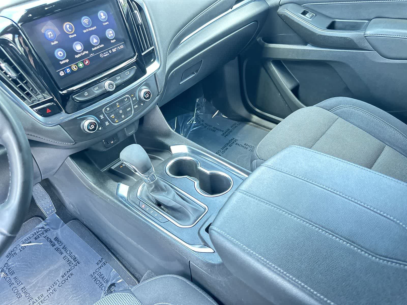 Used 2023 Chevrolet Traverse LT FWD image 18