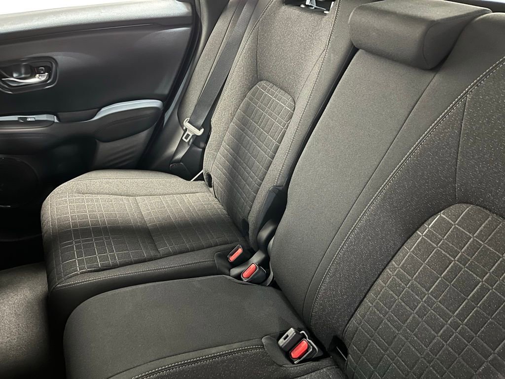 Used 2023 Honda HR-V LX image 15