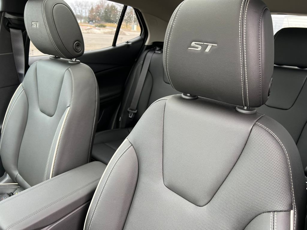 New 2026 Buick Encore GX Sport Touring w/ Studio Series image 10