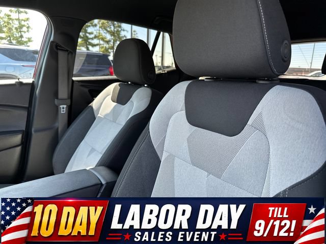 Used 2025 Chevrolet Trax RS w/ Driver Confidence Package FWD image 10