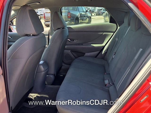 Used 2022 Hyundai Elantra SEL w/ Convenience Package image 6