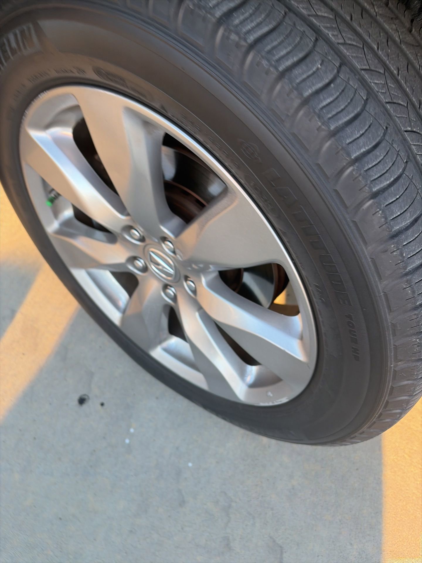 Used 2015 Acura MDX 3.5L Advance Pkg w/Entertainme image 2