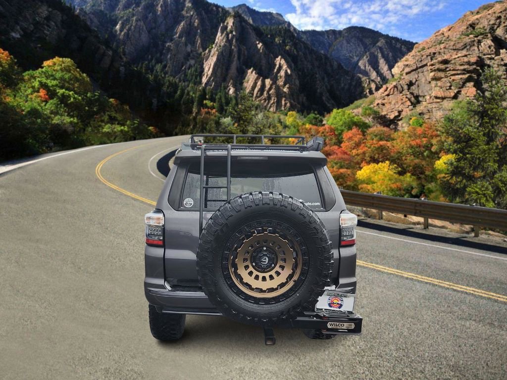 Used 2022 Toyota 4Runner TRD Sport image 4