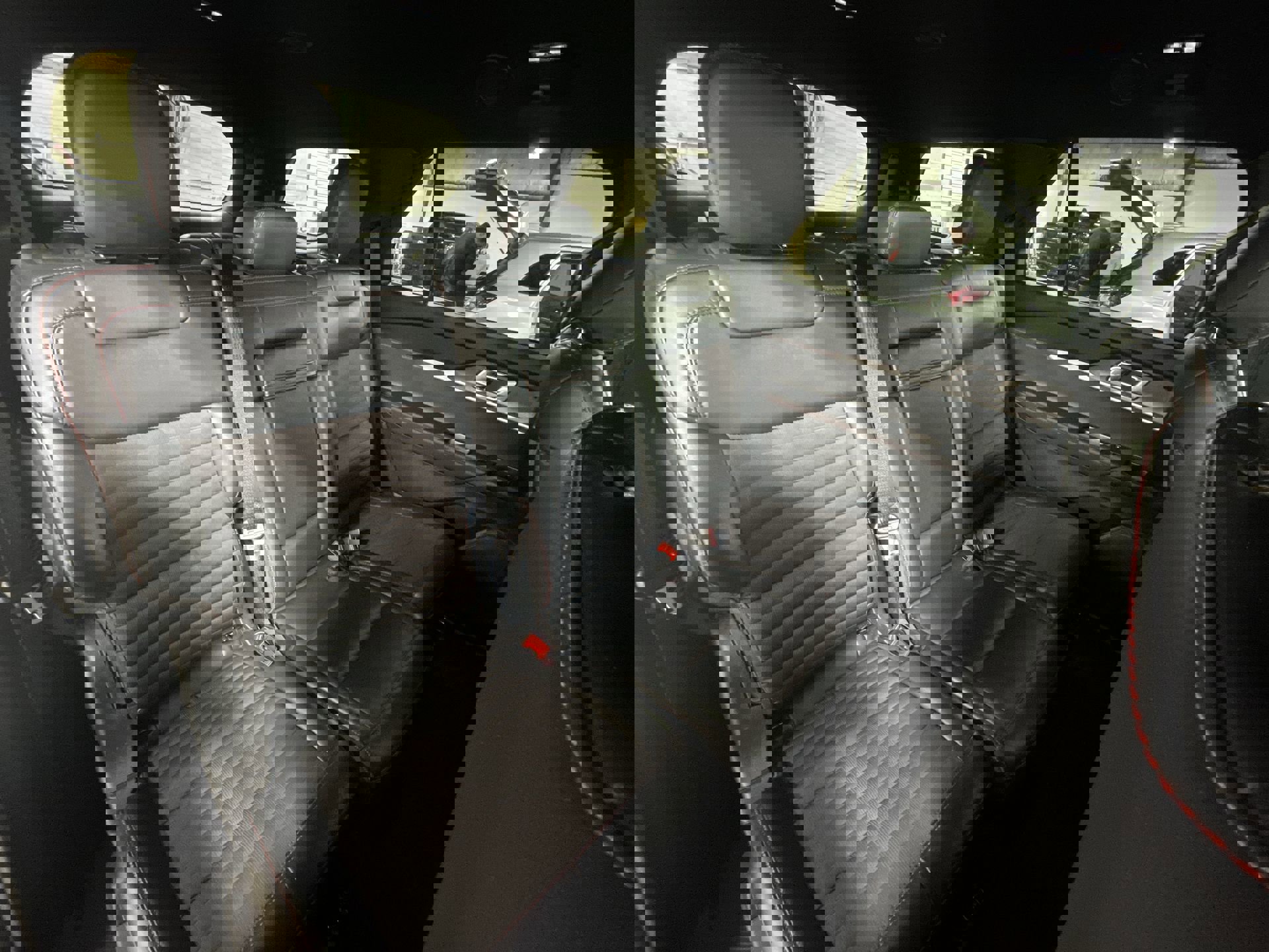 Used 2025 Ford Explorer ST-Line w/ ST-Line Street Pack image 28