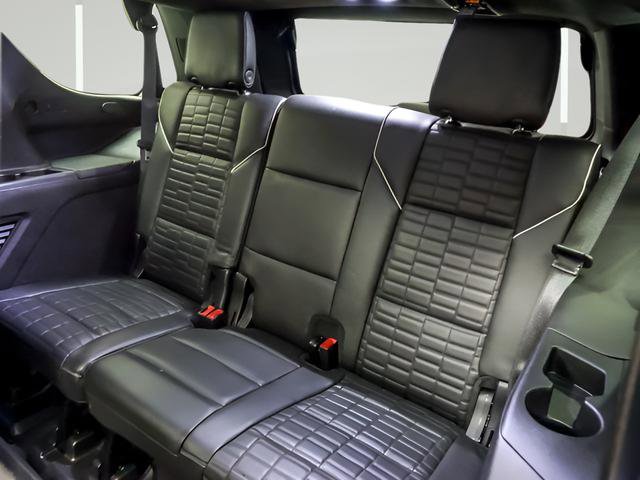Used 2023 Cadillac Escalade Sport Platinum w/ LPO, ONYX Package AWD/4WD image 14