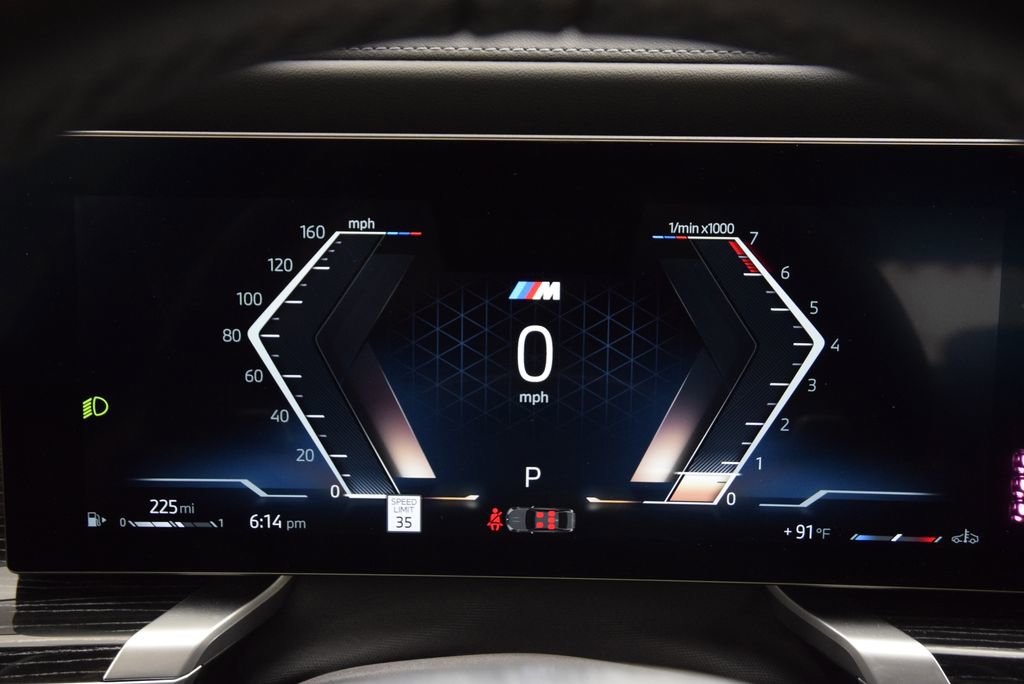 Used 2025 BMW 760i xDrive w/ Executive Package image 29