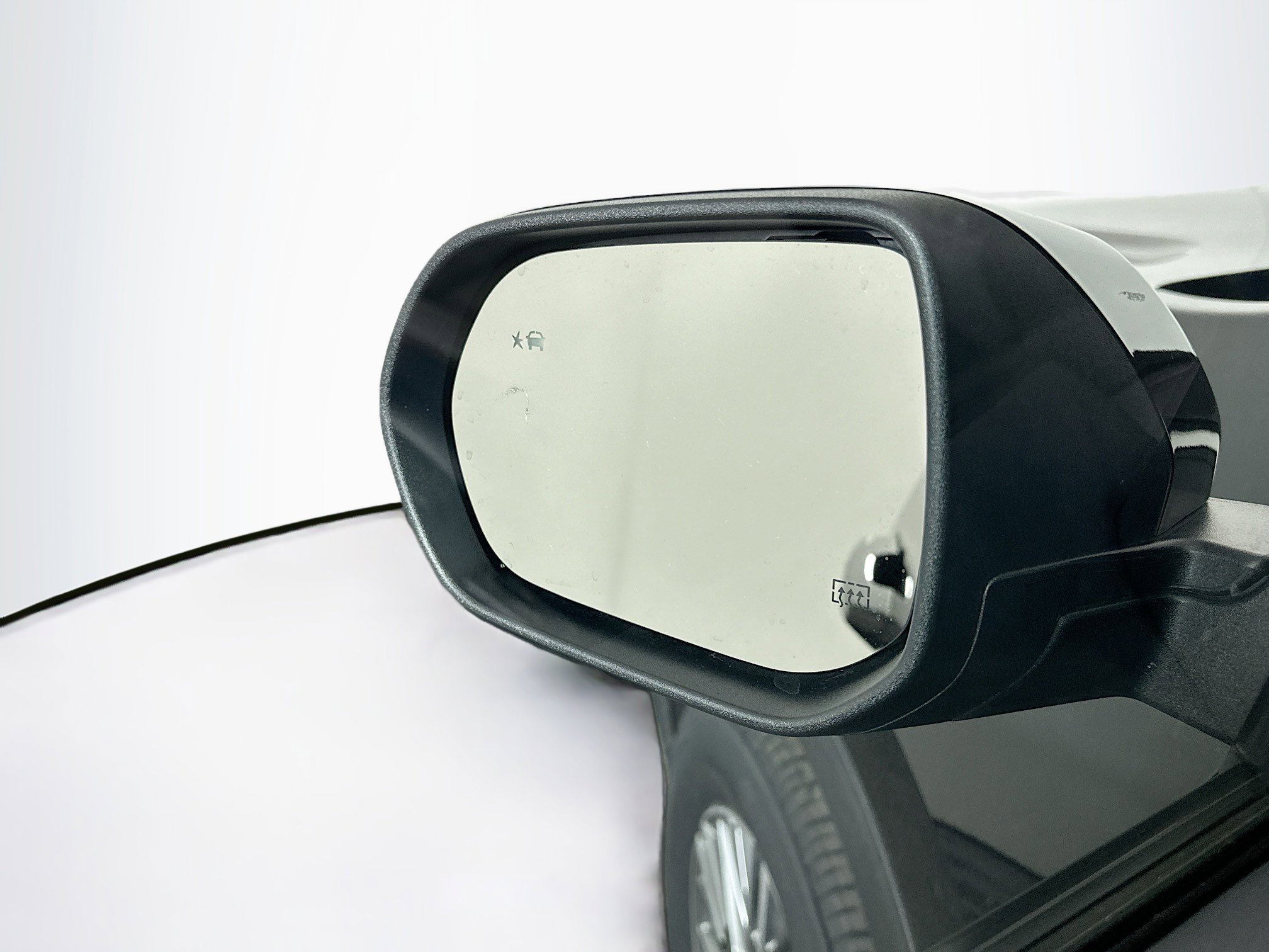 Used 2025 Chevrolet Traverse LT image 16