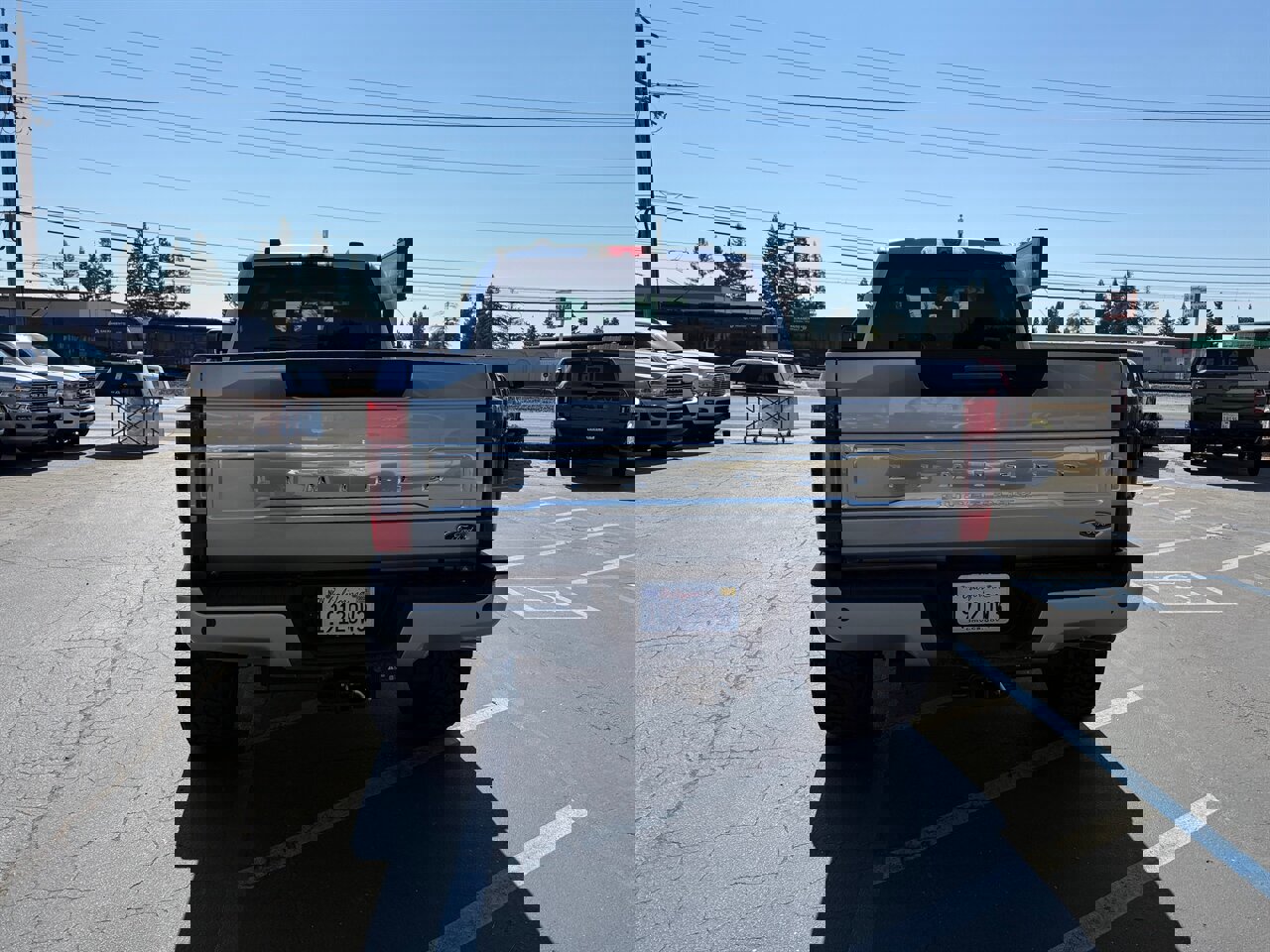 Used 2022 Ford F350 Limited w/ FX4 Off-Road Package image 6