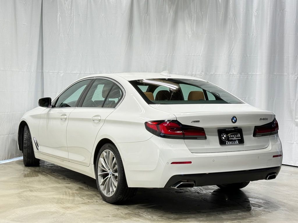 Certified 2022 BMW 540i xDrive w/ Convenience Package image 4