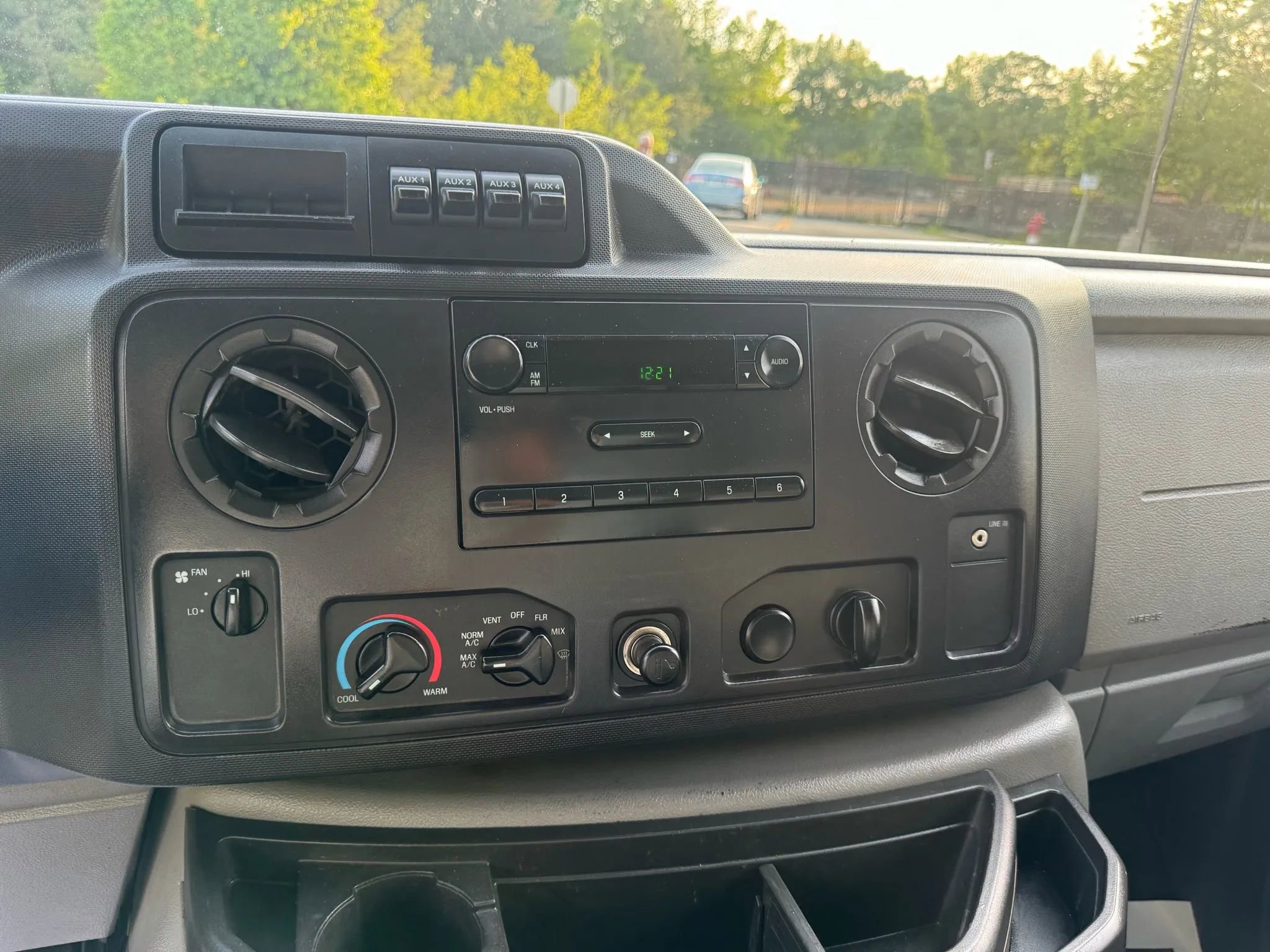 Used 2012 Ford E-350 and Econoline 350 Super Duty w/ Class I Trailer Tow Pkg image 16