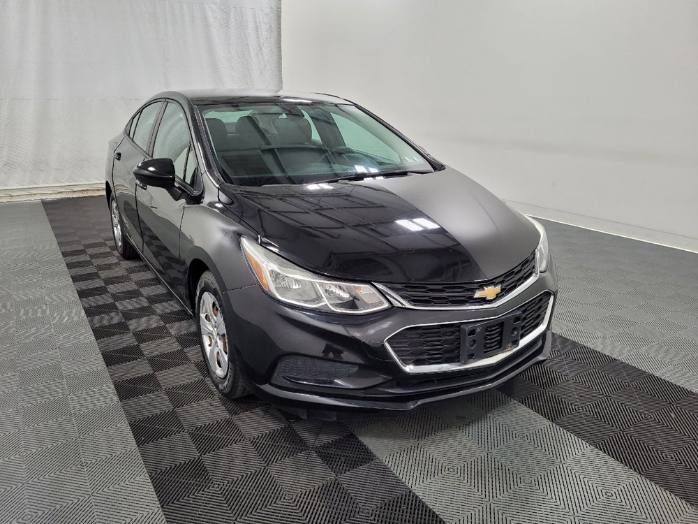 Used 2017 Chevrolet Cruze LS FWD image 13