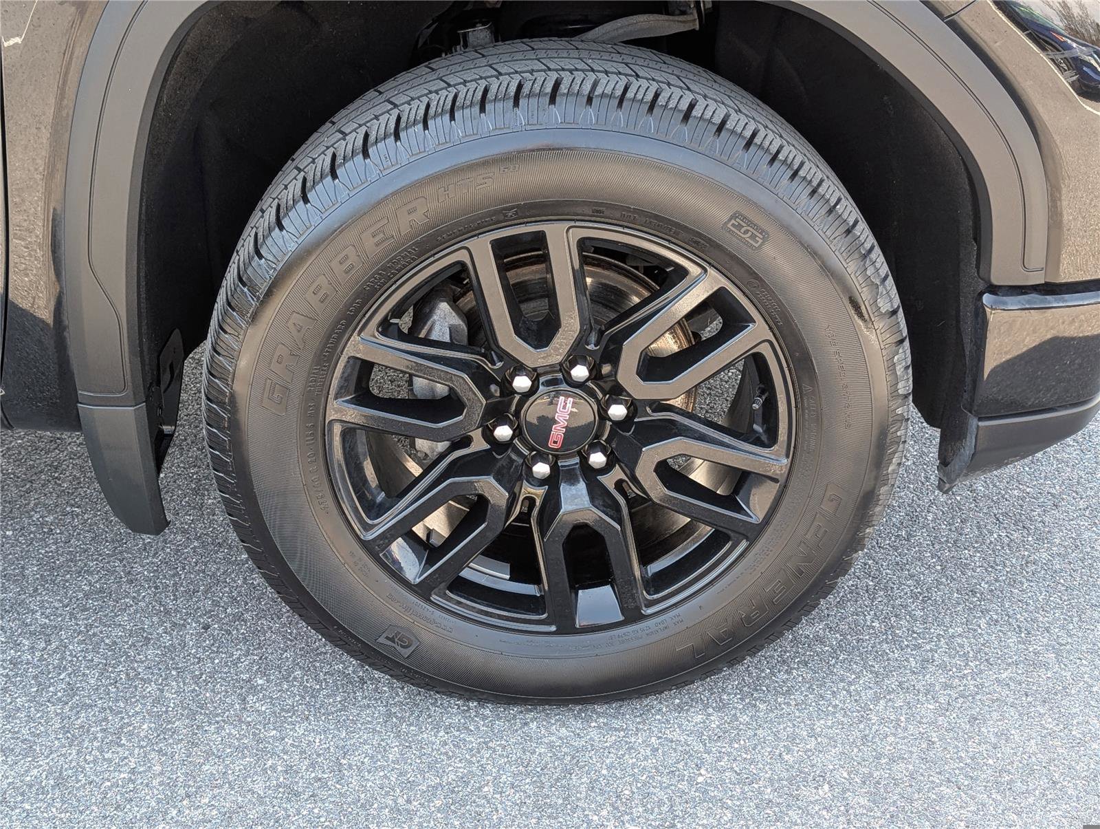 Used 2023 GMC Sierra 1500 Elevation image 10