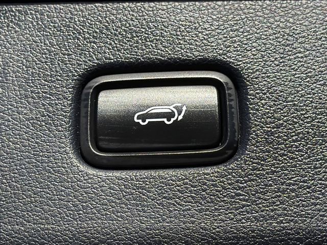 Used 2021 Hyundai Palisade Limited image 19