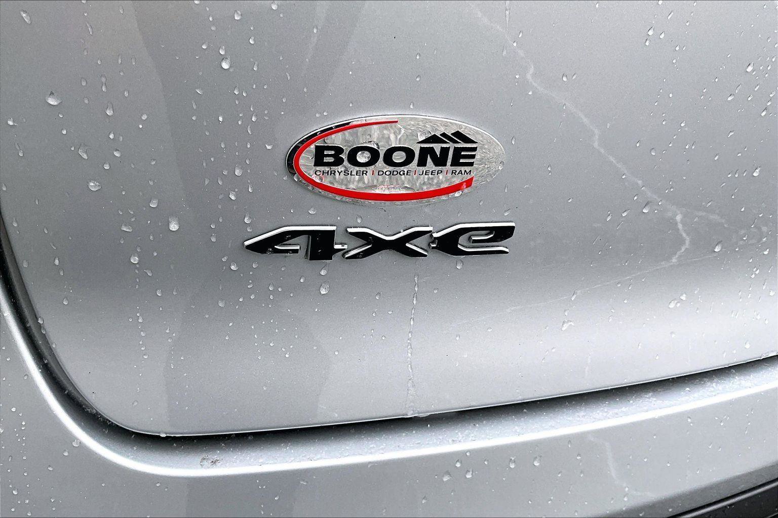 Used 2025 Jeep Wagoneer S Limited image 9