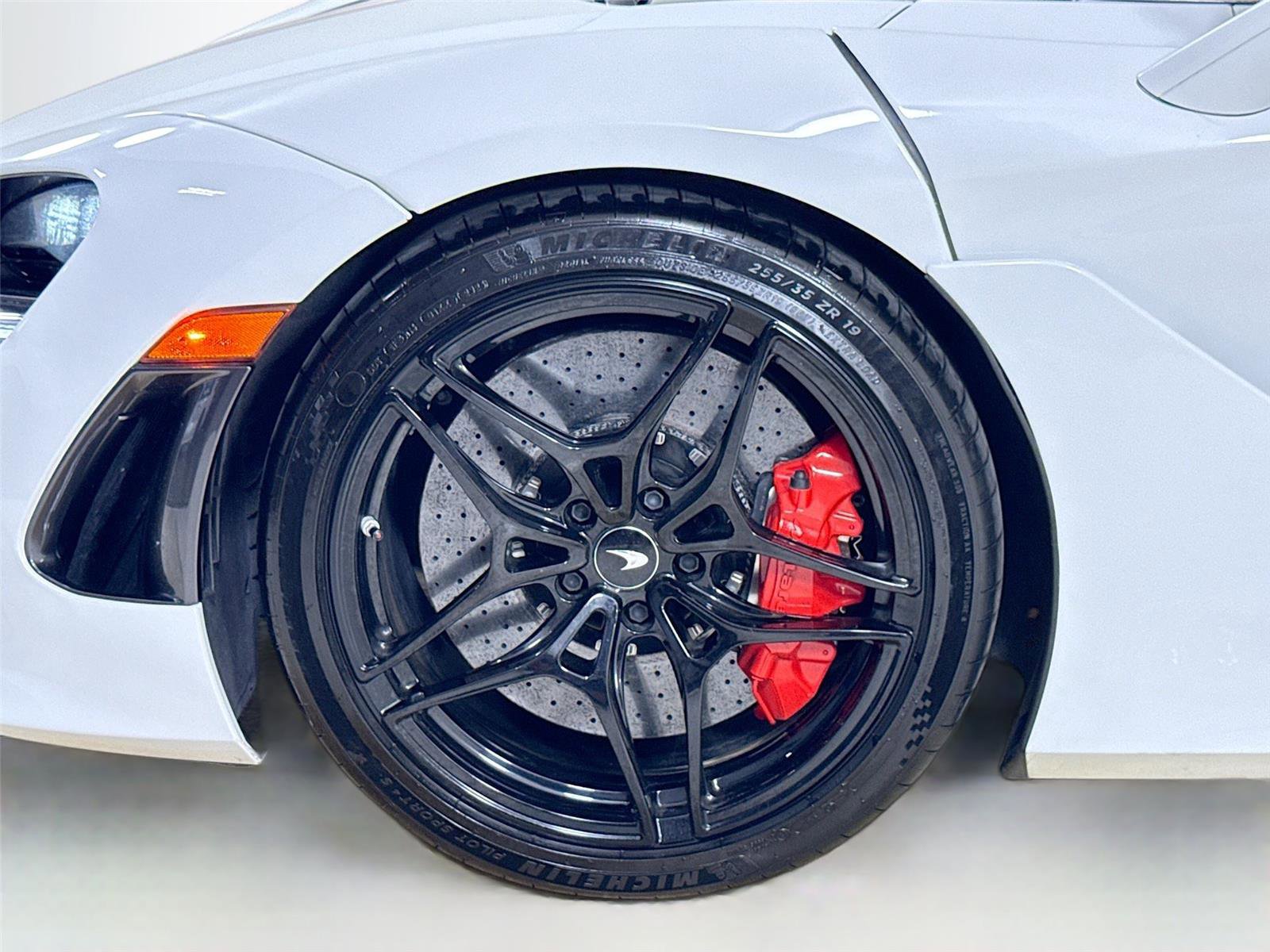 Used 2019 McLaren 720S Performance image 33