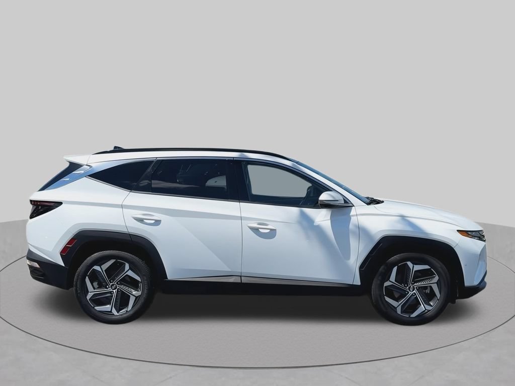 Used 2024 Hyundai Tucson Limited FWD image 12