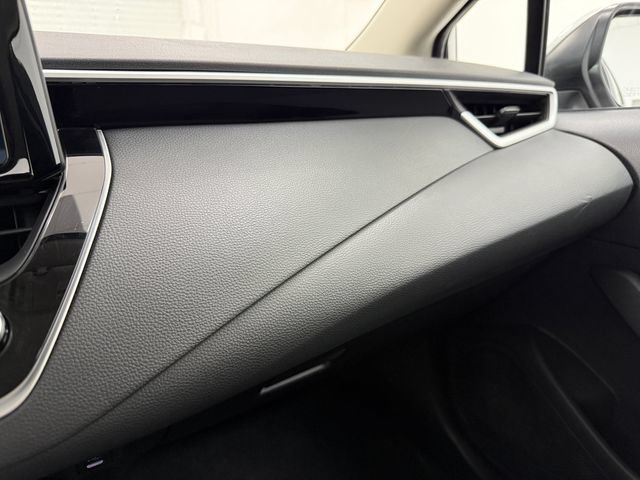 Used 2025 Toyota Corolla LE FWD image 23
