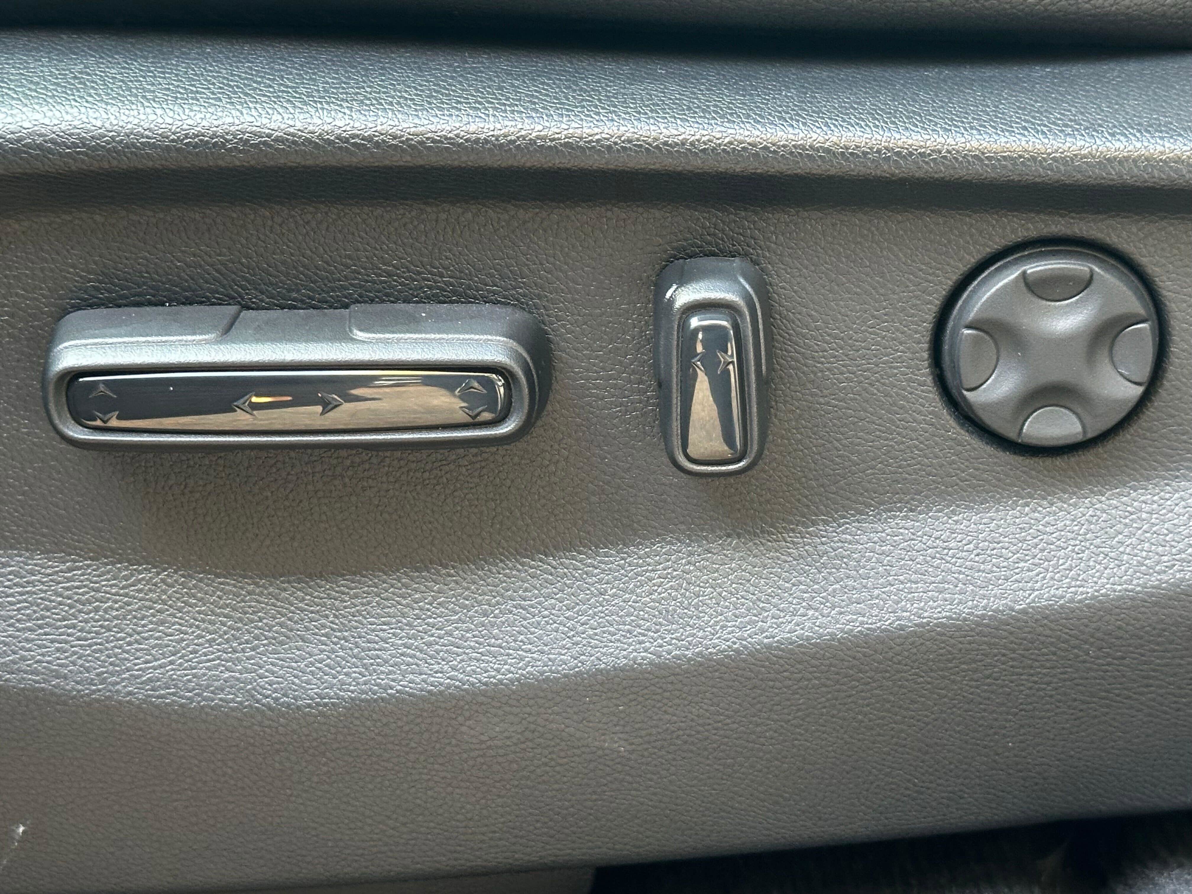 Used 2025 Honda Odyssey Elite image 22