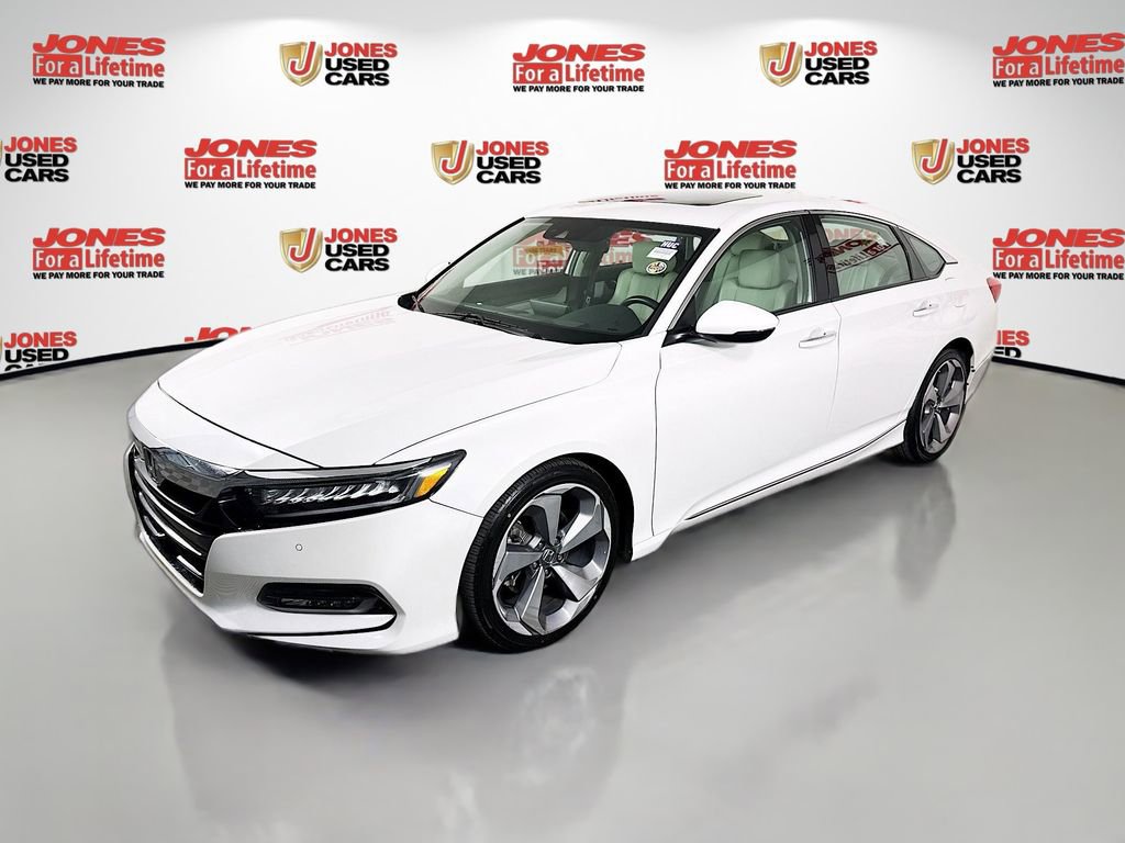 Used 2018 Honda Accord Touring image 14