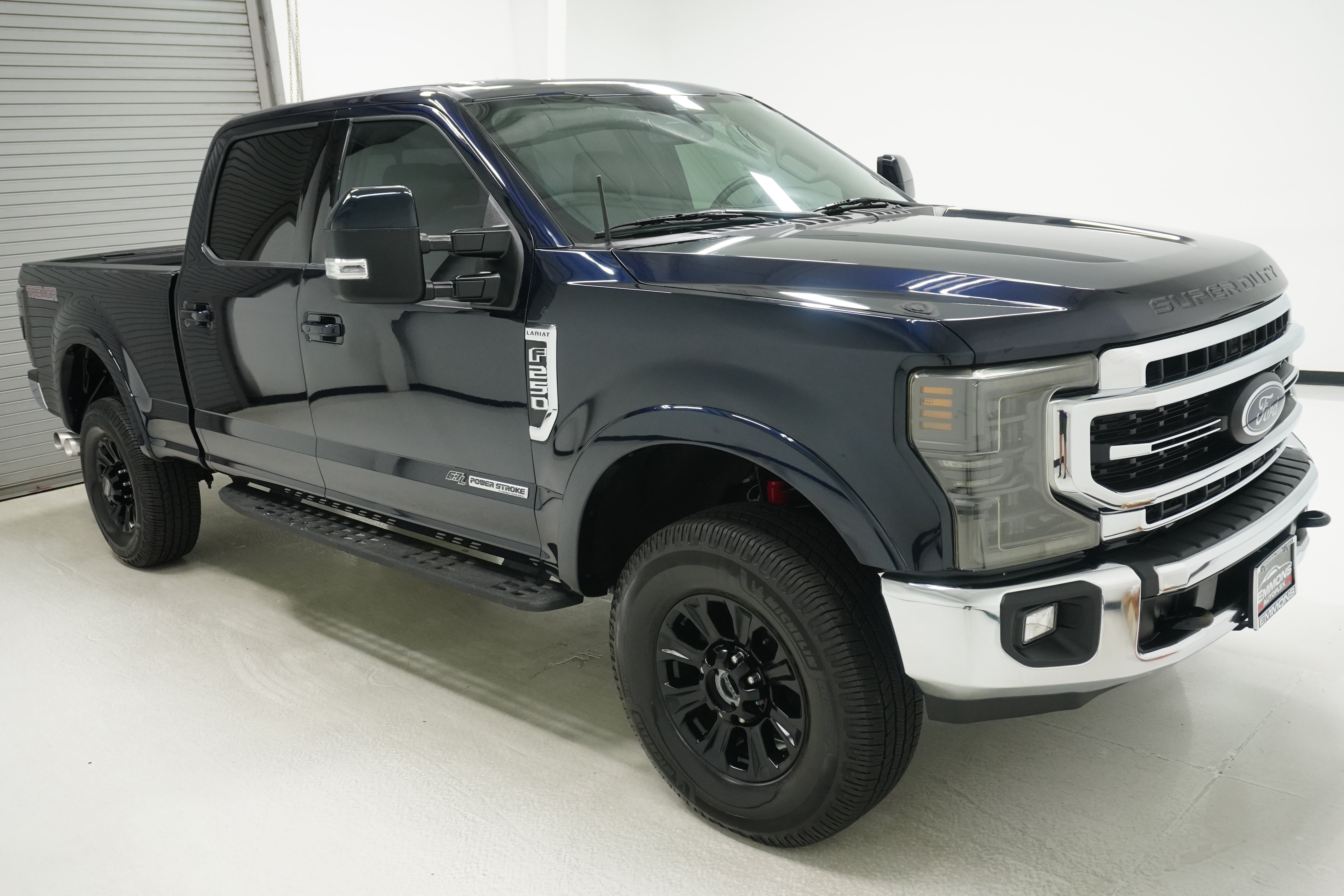 Used 2021 Ford F250 Lariat w/ Tremor Off-Road Package AWD/4WD image 2