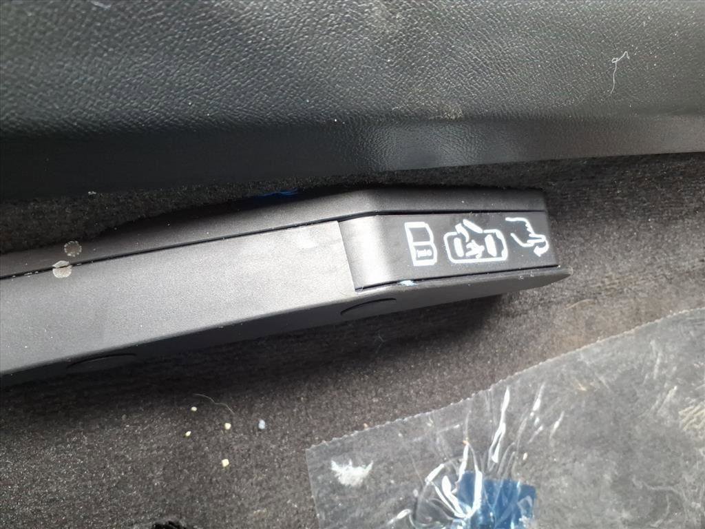 New 2026 Chevrolet Corvette Stingray Coupe w/ Battery Protection Package image 25