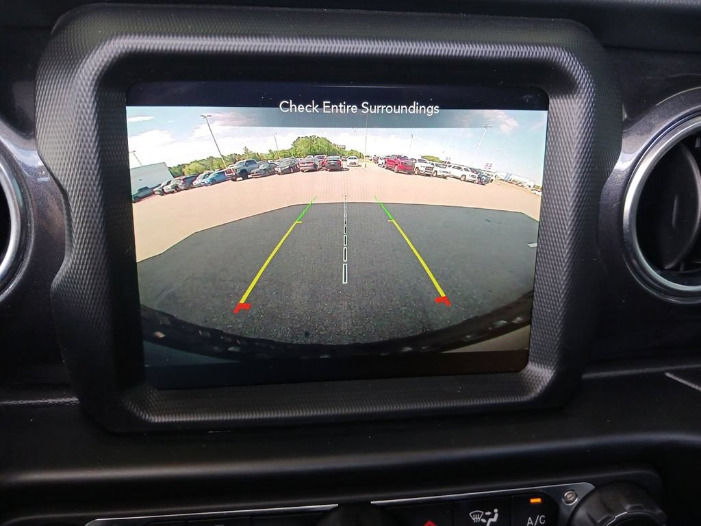 Used 2022 Jeep Wrangler Unlimited Rubicon AWD/4WD image 22