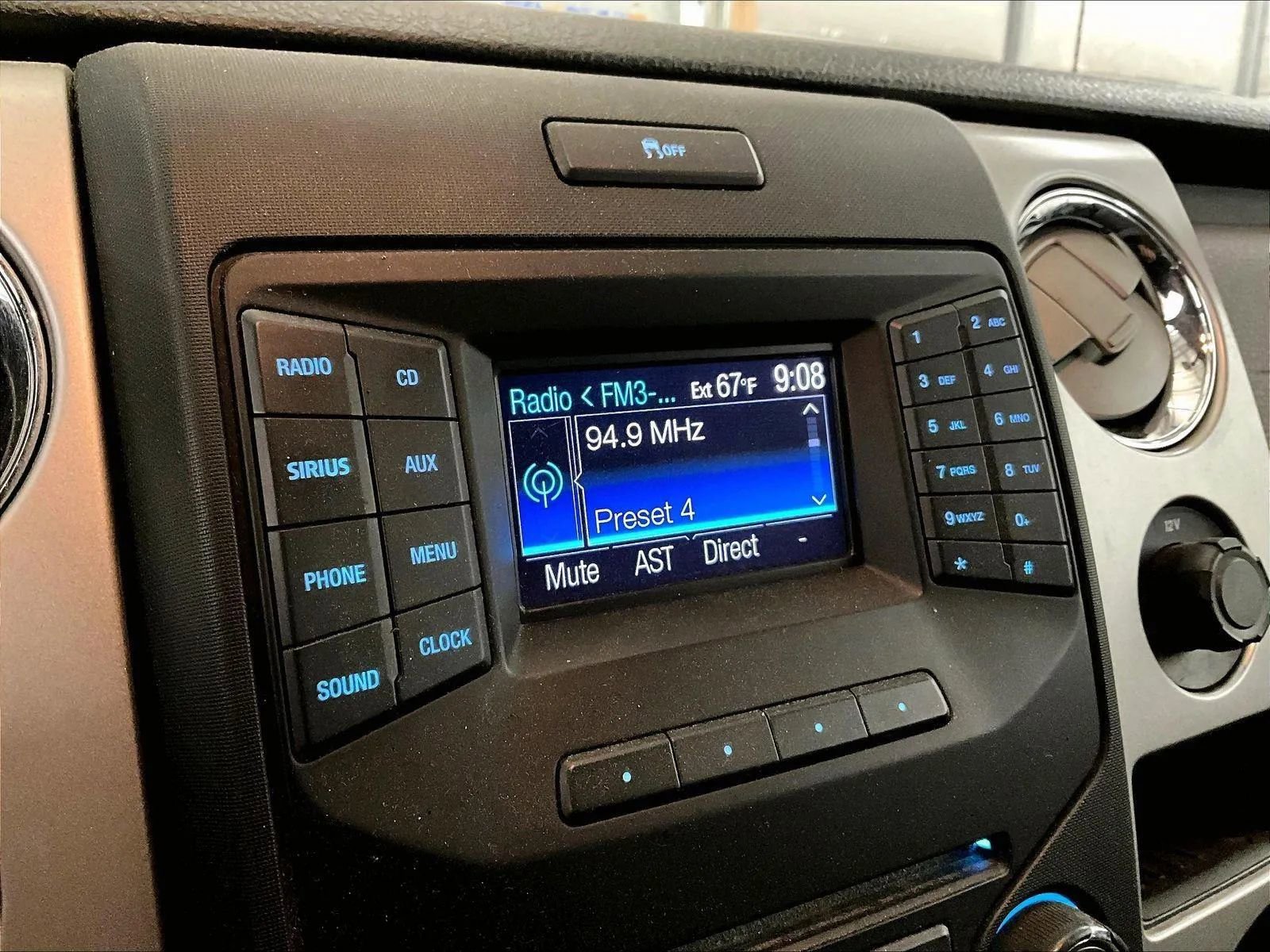 Used 2013 Ford F150 XLT w/ XLT Chrome Pkg AWD/4WD image 20
