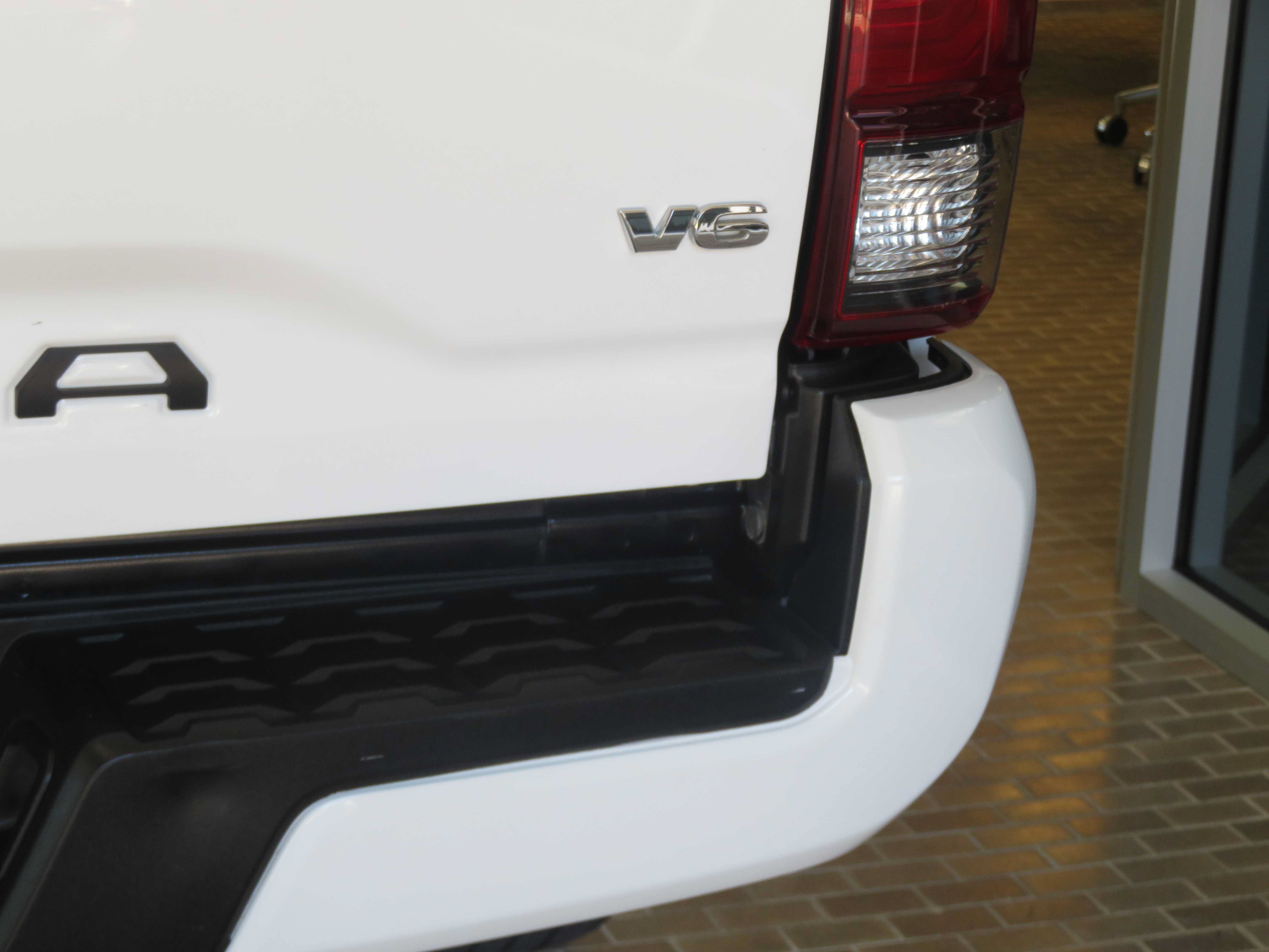 Used 2020 Toyota Tacoma SR AWD/4WD image 68