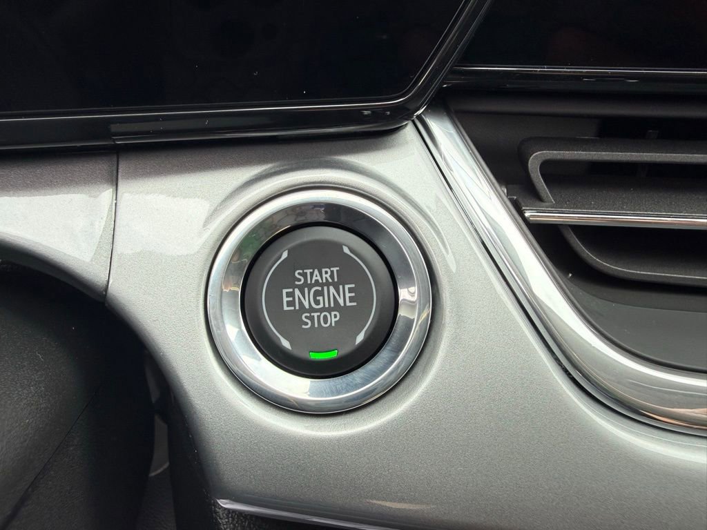 New 2026 Chevrolet Trax LT image 35