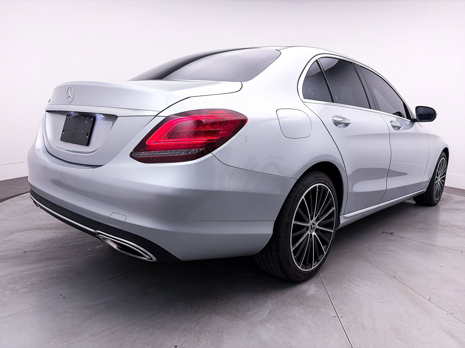 Used 2020 Mercedes-Benz C 300 Sedan image 15