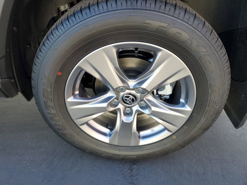 New 2025 Toyota RAV4 LE image 27