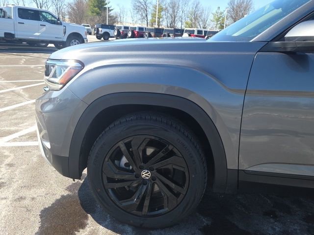 Used 2022 Volkswagen Atlas SE image 17