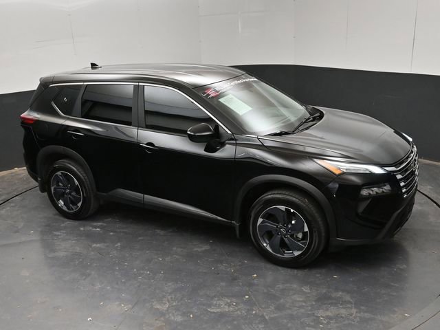 Certified 2025 Nissan Rogue SV FWD image 21