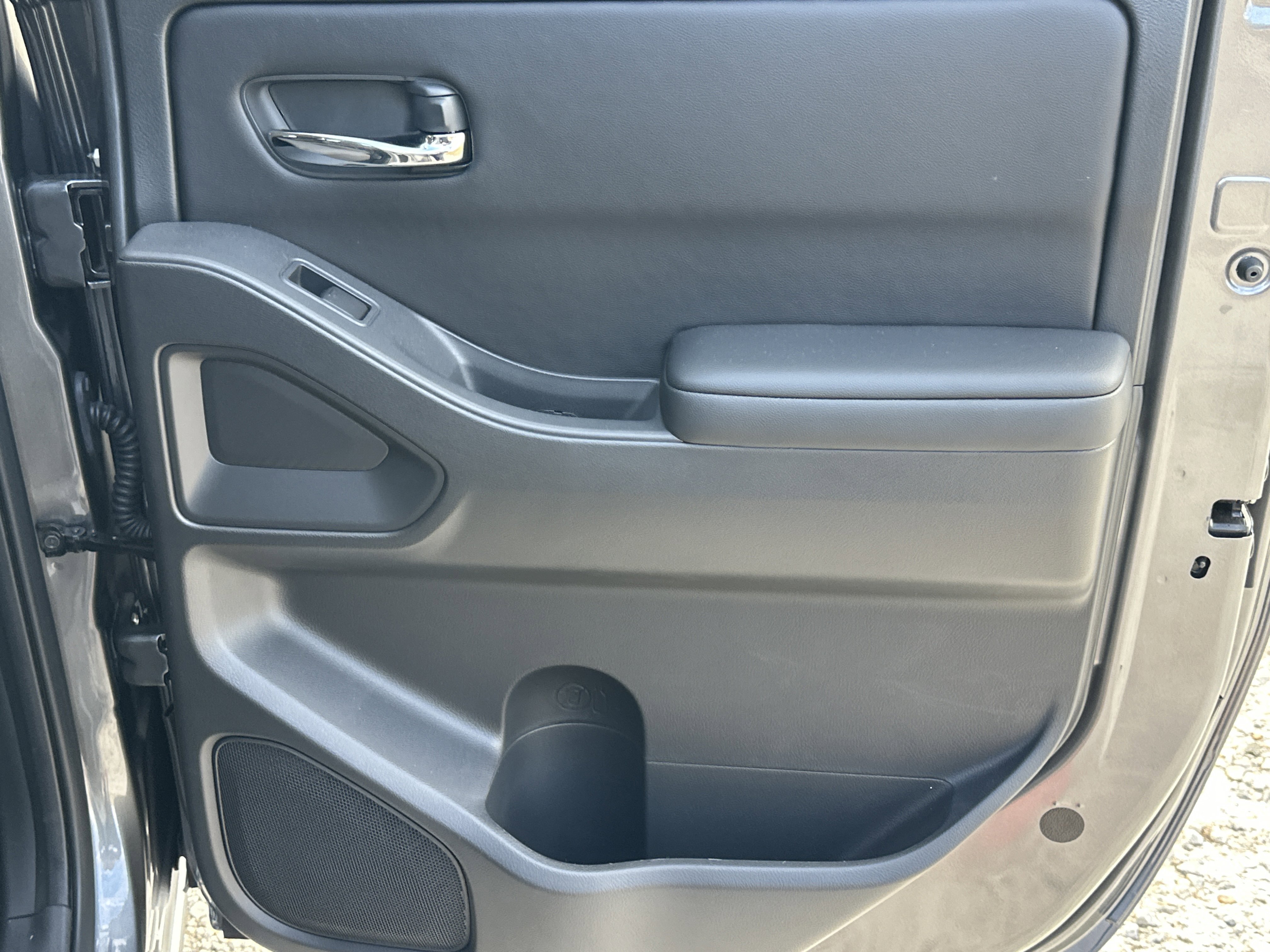 Used 2026 Nissan Frontier SV w/ SV Convenience Package image 16