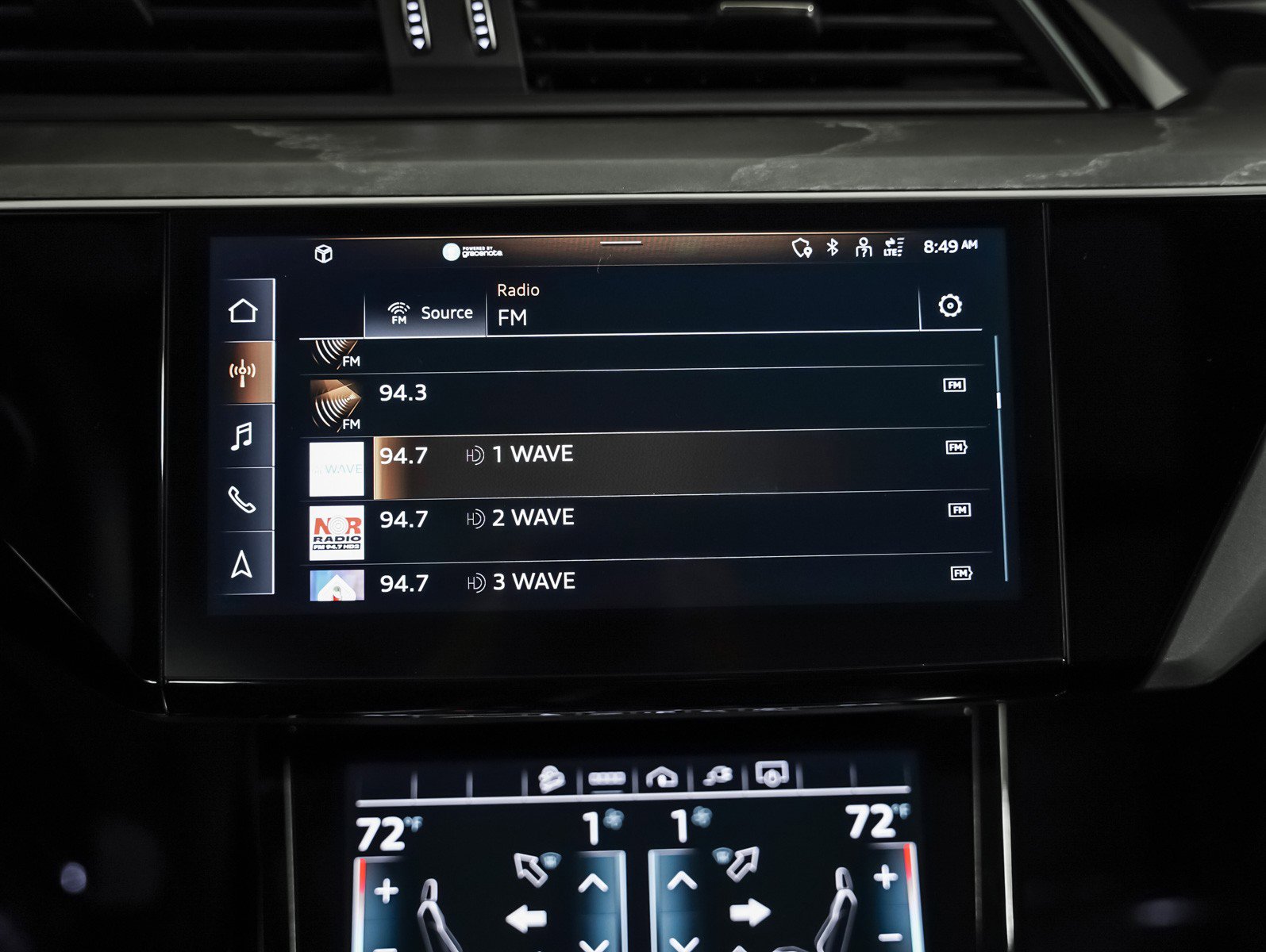 Used 2024 Audi Q8 e-tron Premium Plus w/ Premium Plus Package image 21